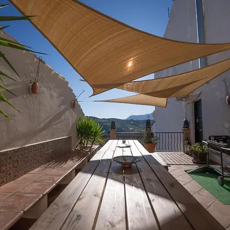 Eagles Nest - Massive Townhouse With Pool With Outstanding Views بيت للعطل الجودوناليس