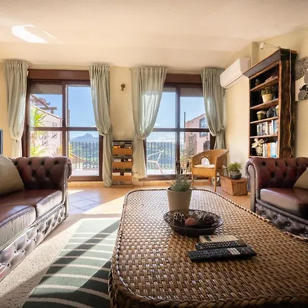 بيت للعطل Eagles Nest - Massive Townhouse With Pool With Outstanding Views *